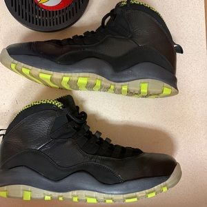 Jordan 10 retro Venom SOLD SOLD
